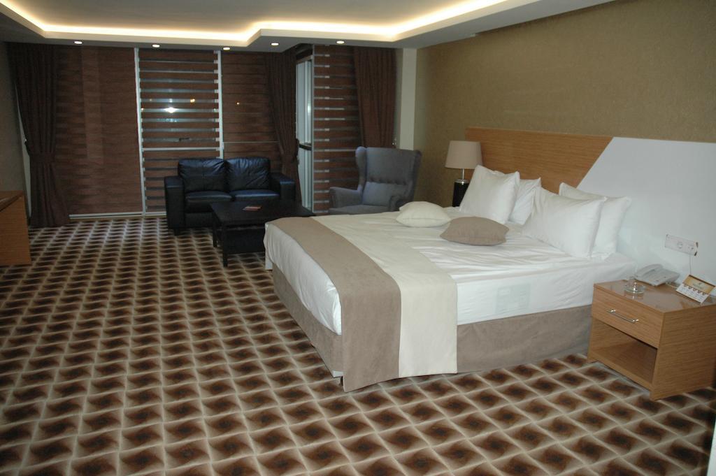 Way Hotel Esmirna Exterior foto